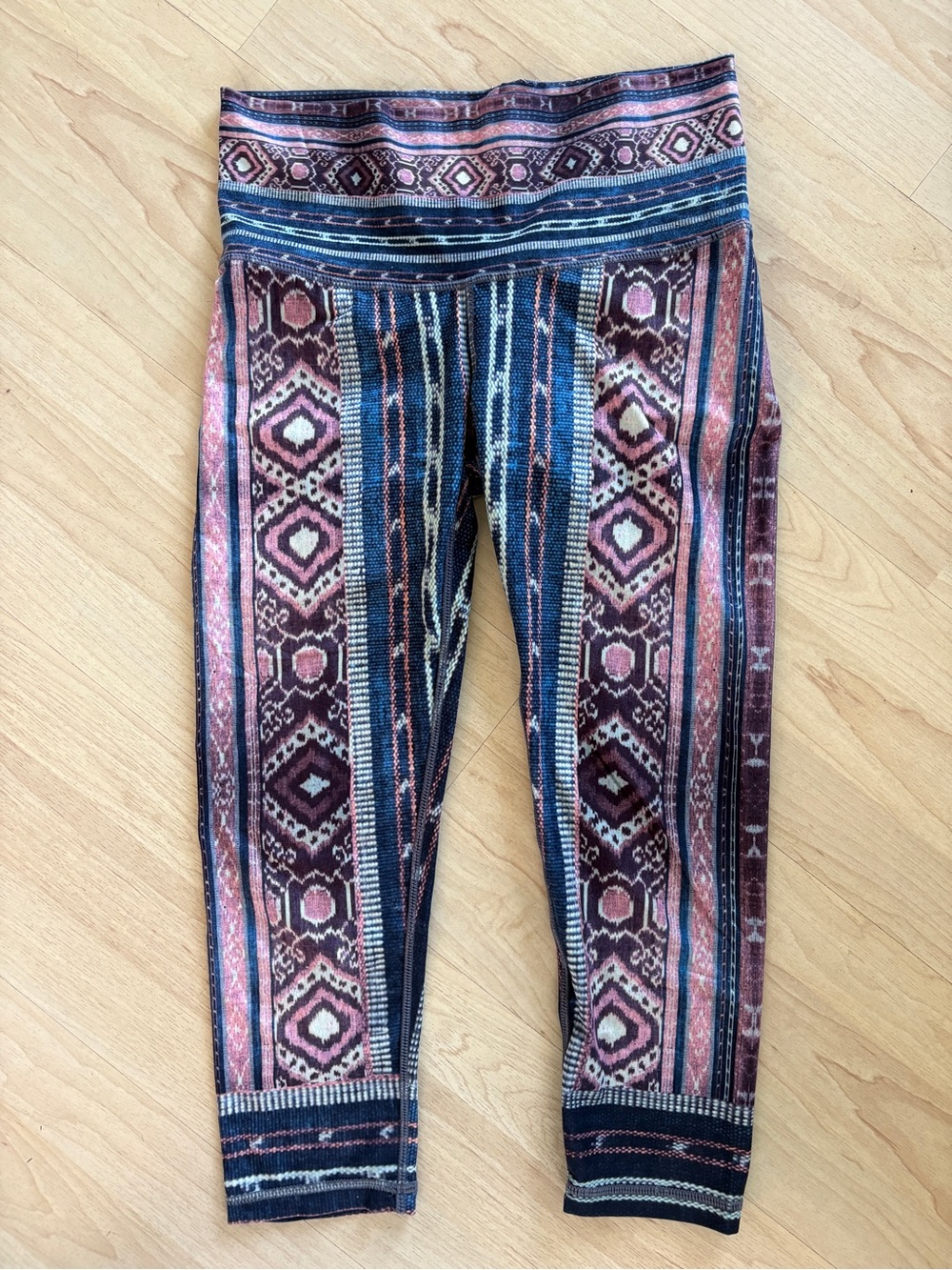 Niyama Sol Joplin Crop Leggings Sz M